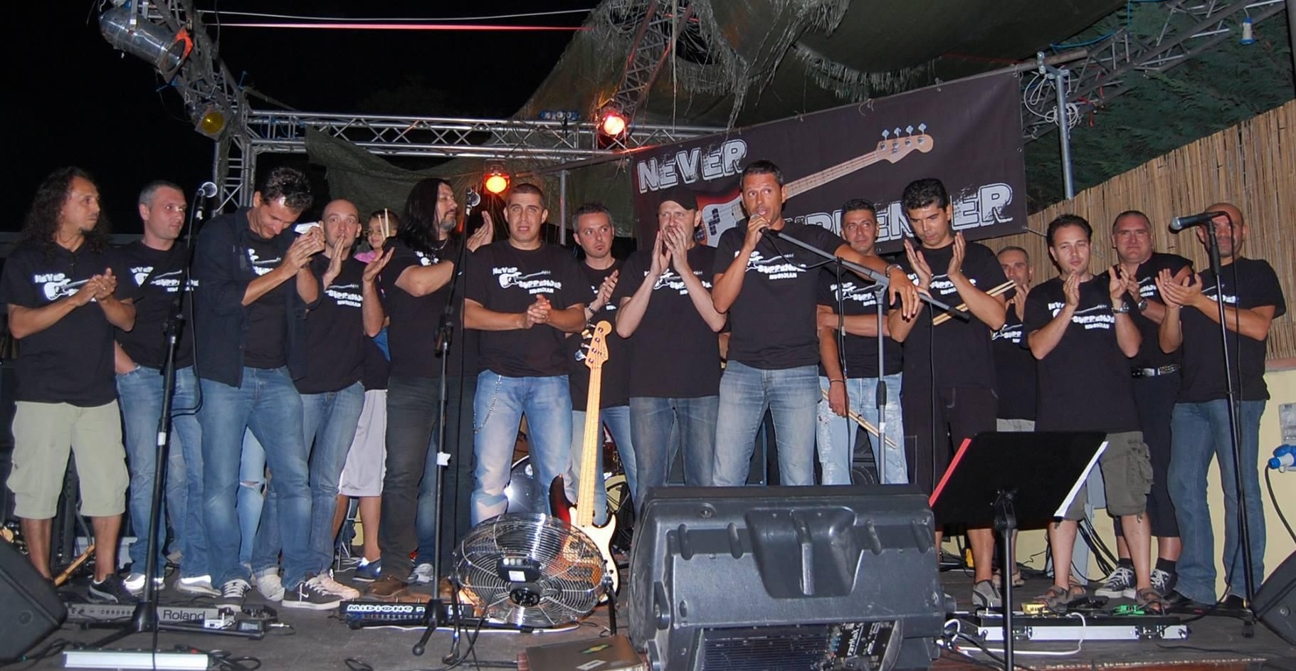 Concerto per il Calcit con i Never Surrender Group, che suonano in ricordo di Giacomo
